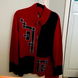 Medium weight, Plus size, maroon color.